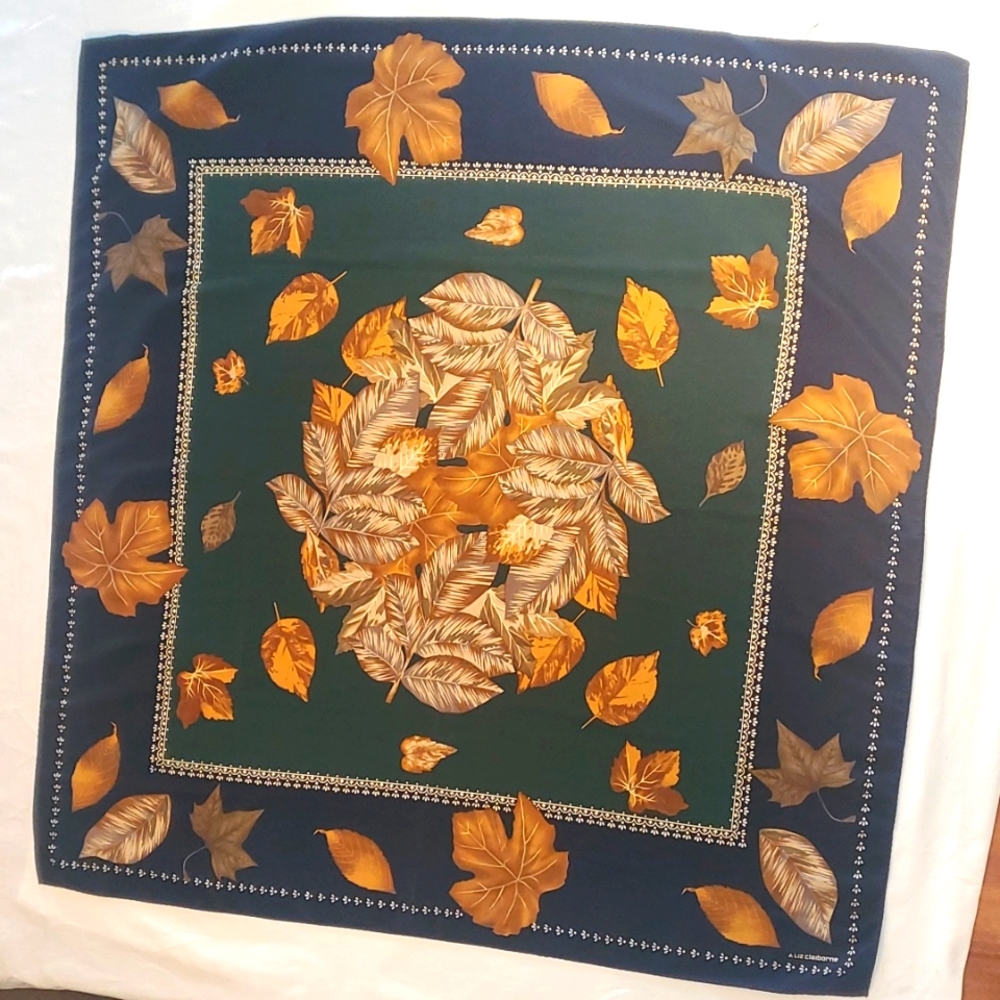 Liz Claiborne scarf